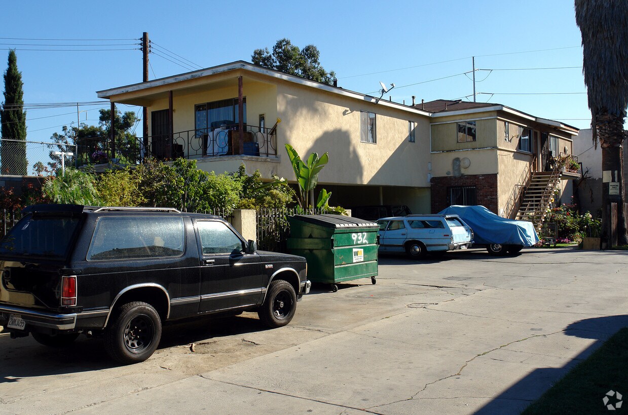 Building Photo - 936 N Inglewood Ave