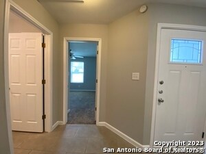 Building Photo - 6571 Beech Trail Dr