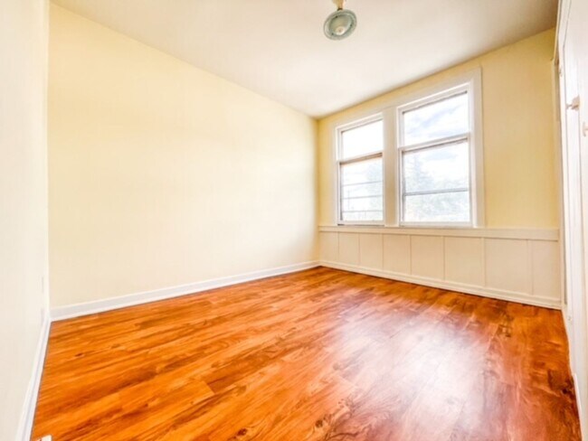 Foto del edificio - 405 Morgan Street 9 unit