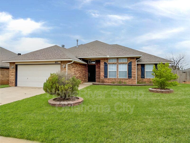 805 E Linden Ln, Mustang, OK 73064 House Rental in Mustang, OK