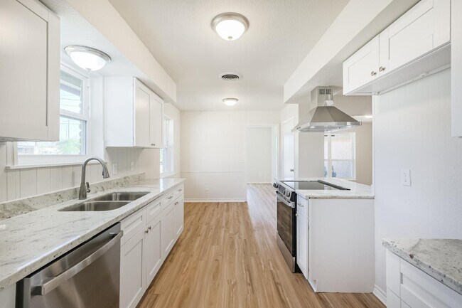 Foto del edificio - 802 Wright St