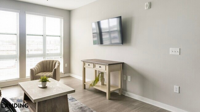 Foto del edificio - 2120 N Brevard St