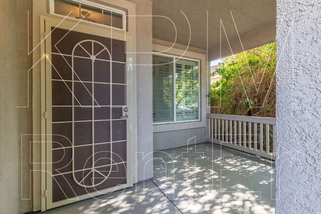 Foto del edificio - 6221 Crestview Cir