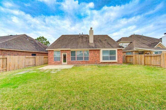 Building Photo - 25419 Hall Meadow Ln