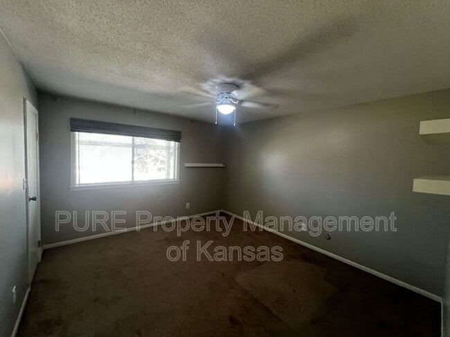 Building Photo - 5554 W 97th Street