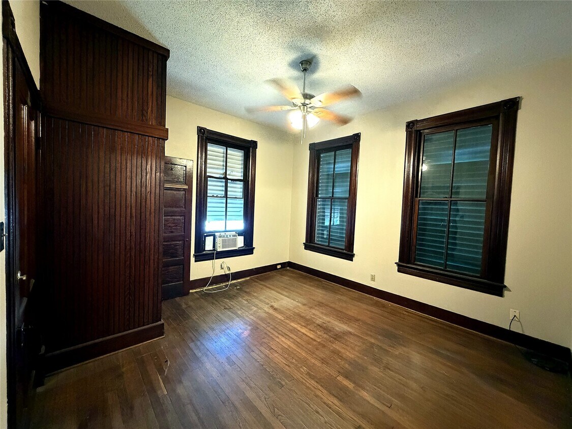 Foto del edificio - 3716 Avenue K