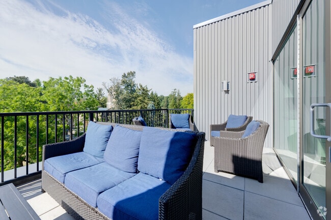 Sala común - Patio - Lofts at Gold Street