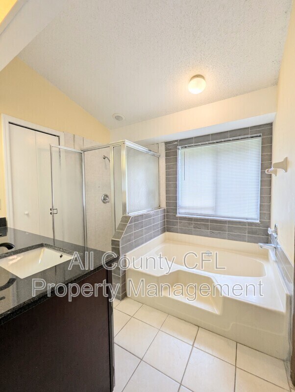Building Photo - 6645 Meritmoor Cir