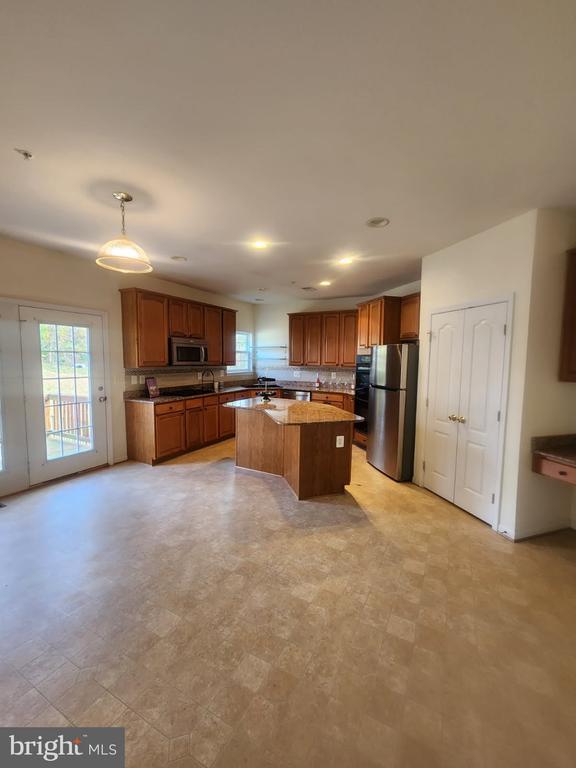 Foto del edificio - 10208 Rolling Green Way