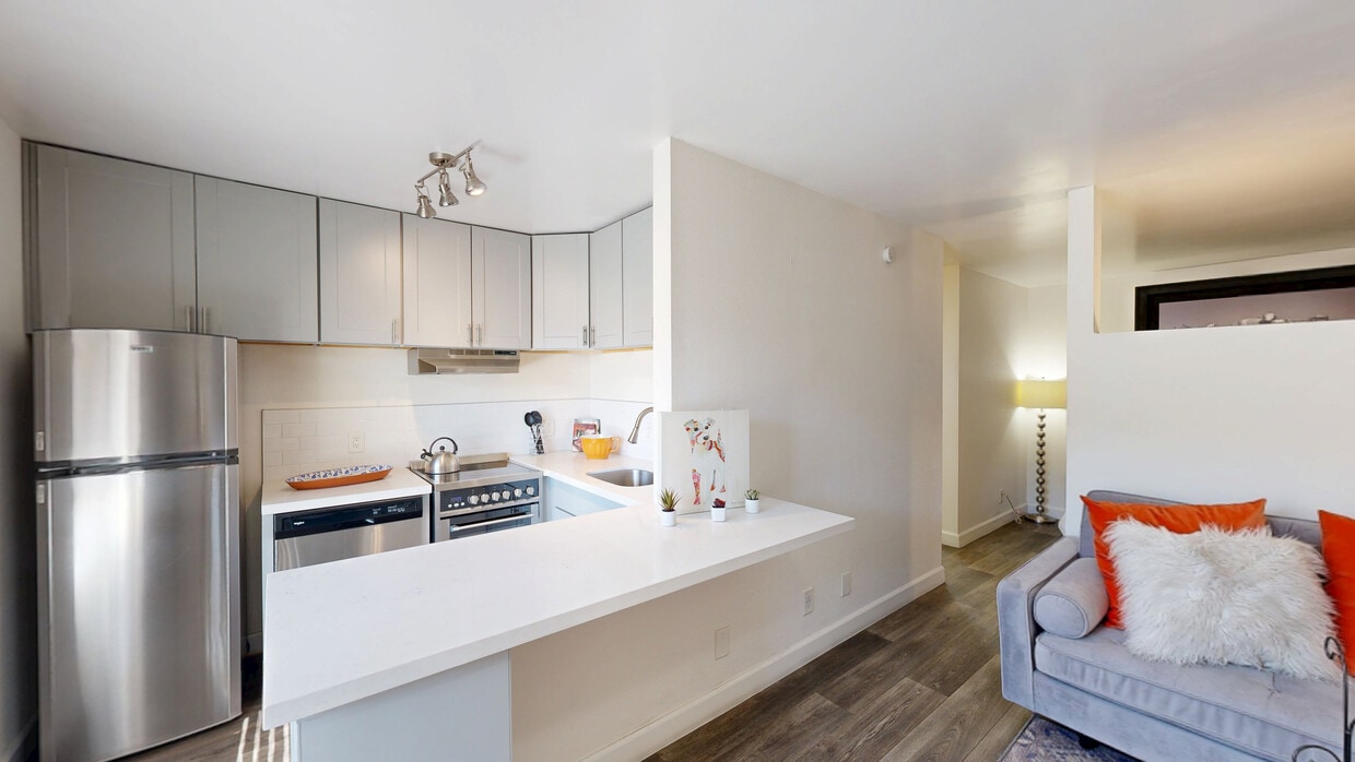 Photo - Studio 710 Apartments