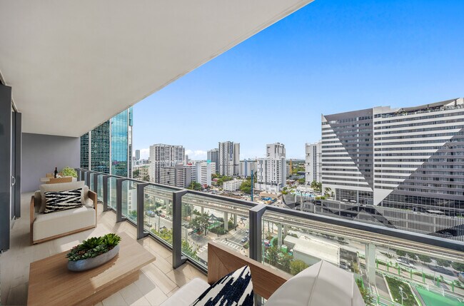 Foto del edificio - 88 SW 7th St