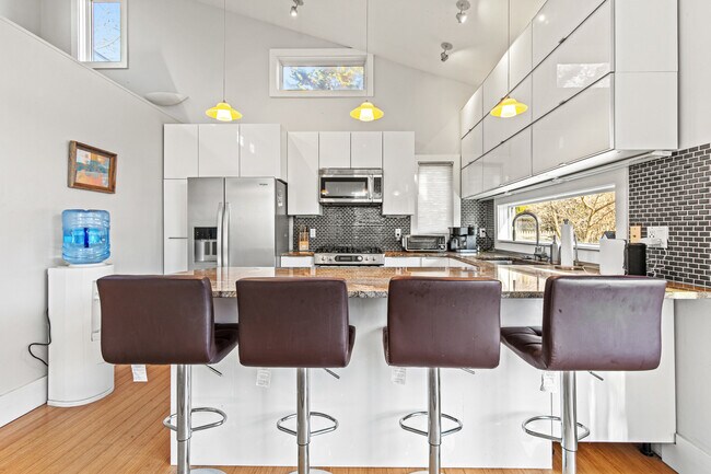 Foto del edificio - 18 Rosedale St