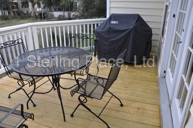 Building Photo - 1410 Wexford Sound Dr