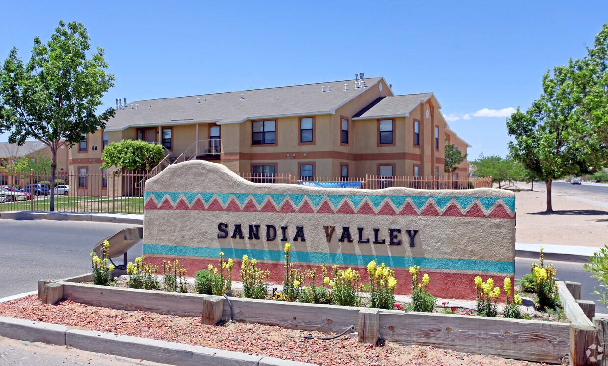 Sandia Valley Apartments Albuquerque Nm Primary Photo Sandia Valley