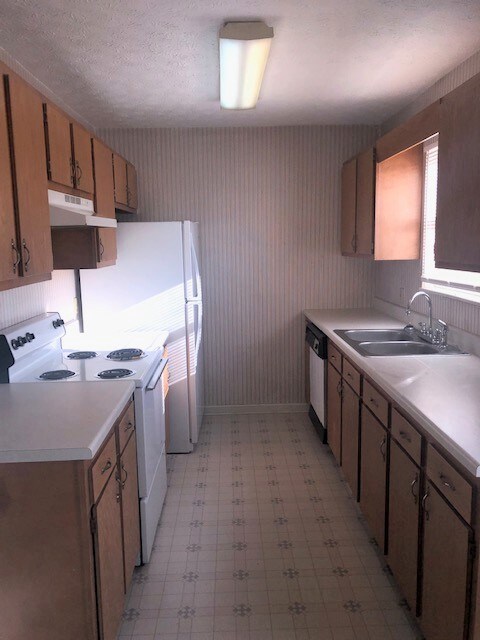 Foto del edificio - 434 Hillside Dr