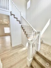 Building Photo - 521 N 20 W