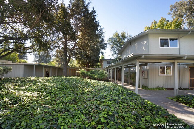 Foto del edificio - 2047 Montecito Ave