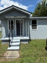 Building Photo - 1231 Walcott St