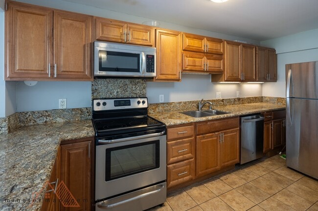 Photo - 1645 Ala Wai Blvd (Honolulu, HI) Townhome