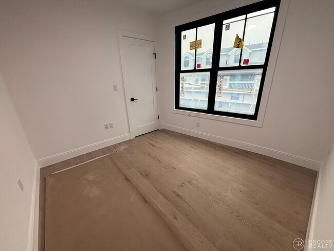 Foto del edificio - 36 Colborne Rd