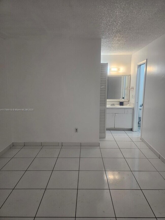 Foto del edificio - 14911 SW 104th St