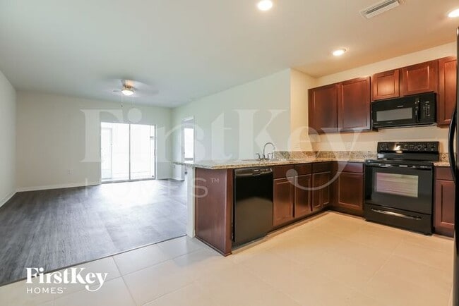 Building Photo - 4809 San Palermo Dr