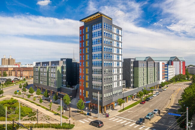 Building Photo - WaHu