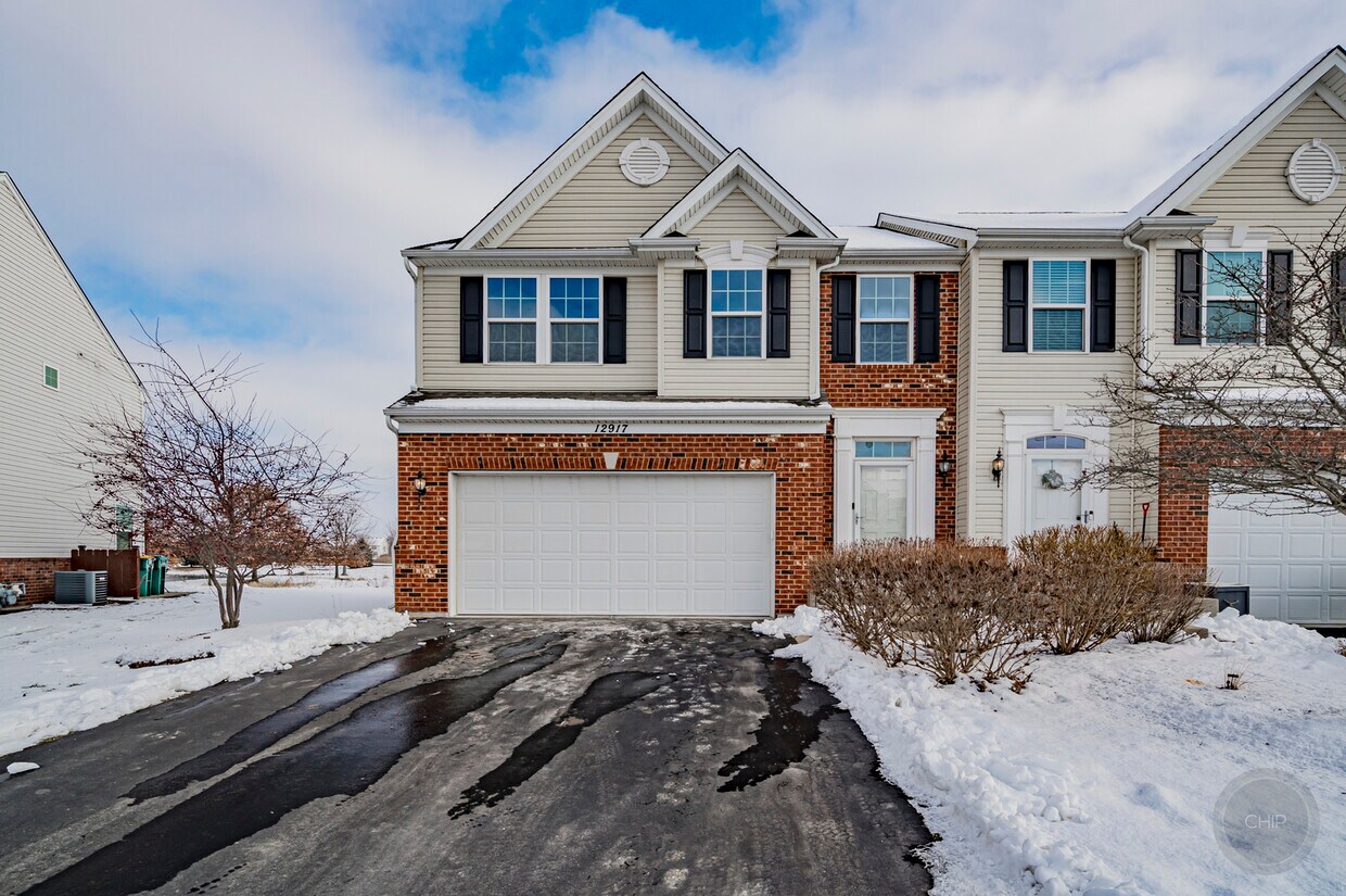 Primary Photo - 12917 White Pine Way