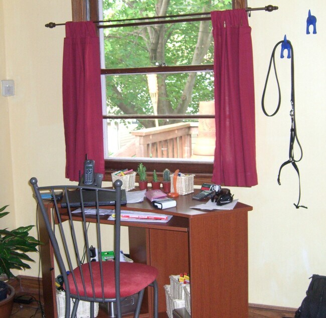 Foto del edificio - 4444 Cedar Ave