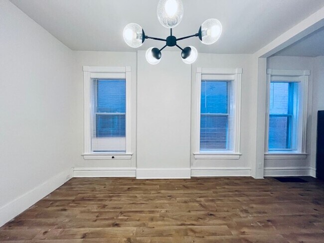 Foto del edificio - 3007 McNair Ave