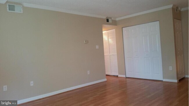 Foto del edificio - 15609 Horseshoe Ln