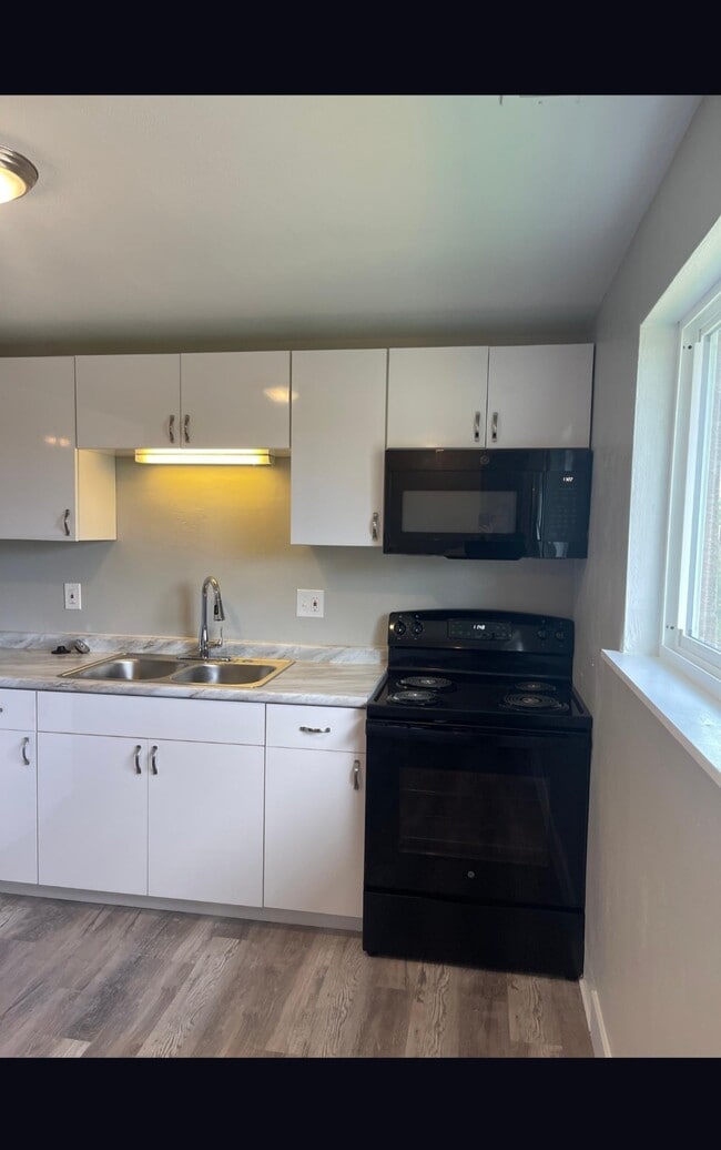 Garland Court Apartments Apartments in Fairborn, OH