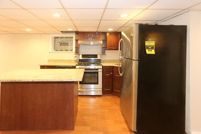 Foto del edificio - 1473 W Erie St