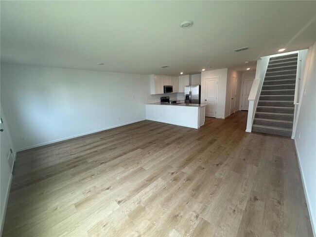 Building Photo - 1562 Plank Pl