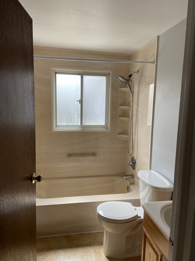 118 Treeview Dr, Coraopolis, PA 15108 House Rental in Coraopolis, PA