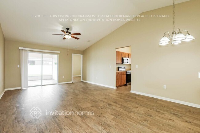 Foto del edificio - 8749 Pebblebrooke Way