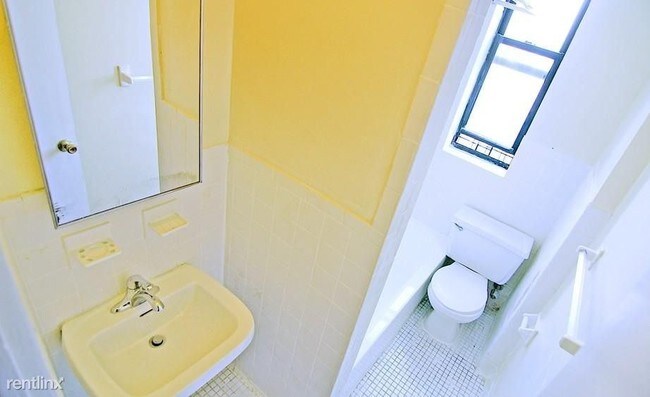 Building Photo - 1 br, 1 bath  - 1027 Walton Ave