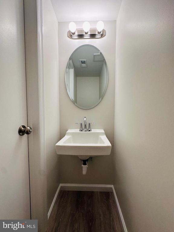 Foto del edificio - 58 Chelsea Cir