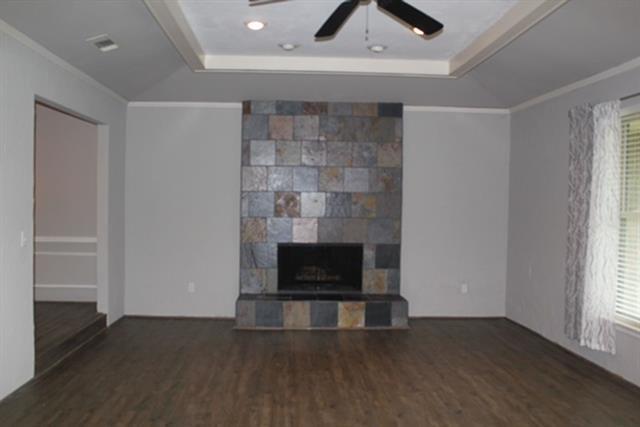 Building Photo - 2817 Lawndale Dr