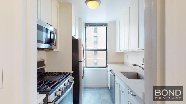 Building Photo - 1 bedroom in NEW YORK NY 10024