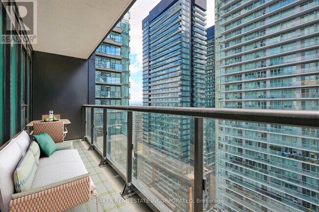 Building Photo - 223-223 Redpath Ave