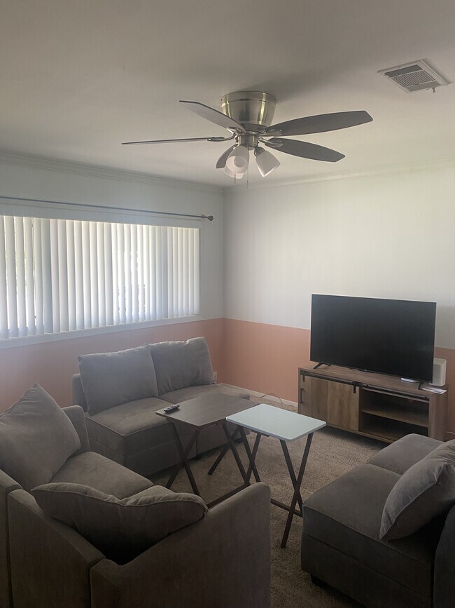 Foto del edificio - 2507 W 21st St