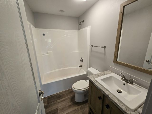 Building Photo - 302 Louva Ln