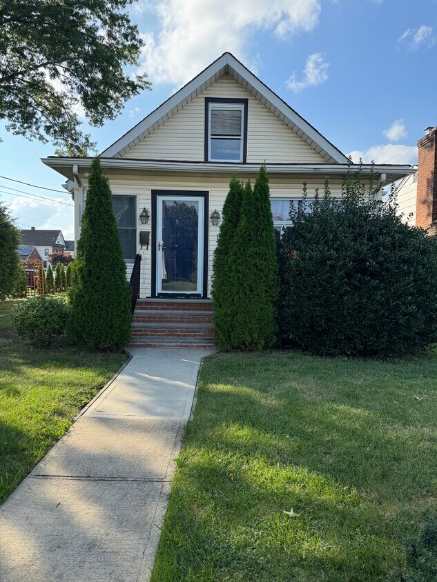 Foto principal - 1993 Westfield Ave