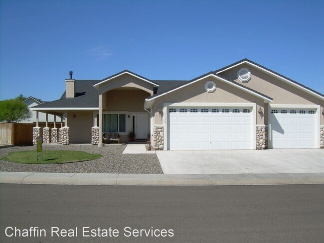 Building Photo - 3 br, 2 bath House - 1135 Dixie Lane