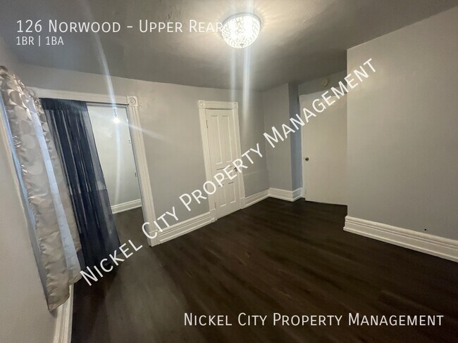 Foto del edificio - 126 Norwood Ave