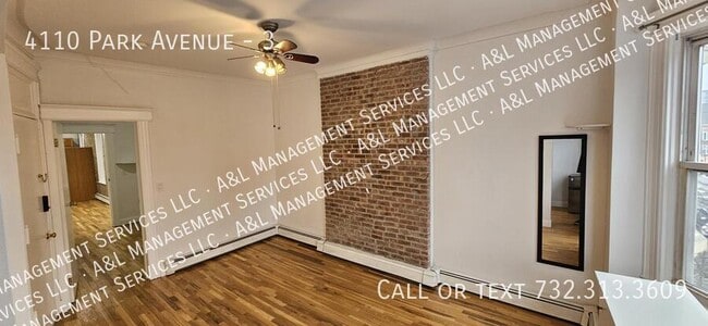 Foto del edificio - 4110 Park Ave