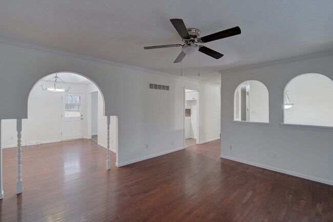 Building Photo - 1506 Oxford Ct