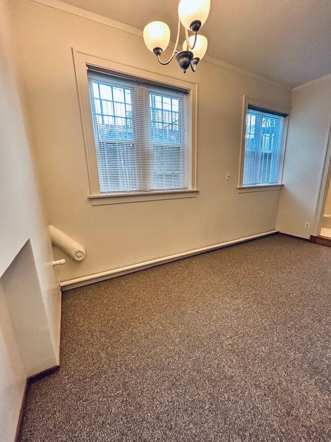 Interior Photo - Winthrop Manor