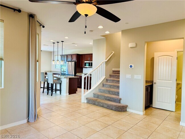 Building Photo - 3041 Savella Ave